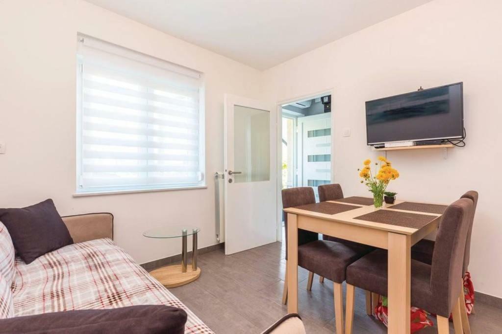 Apartment Laura Kostrena Extérieur photo